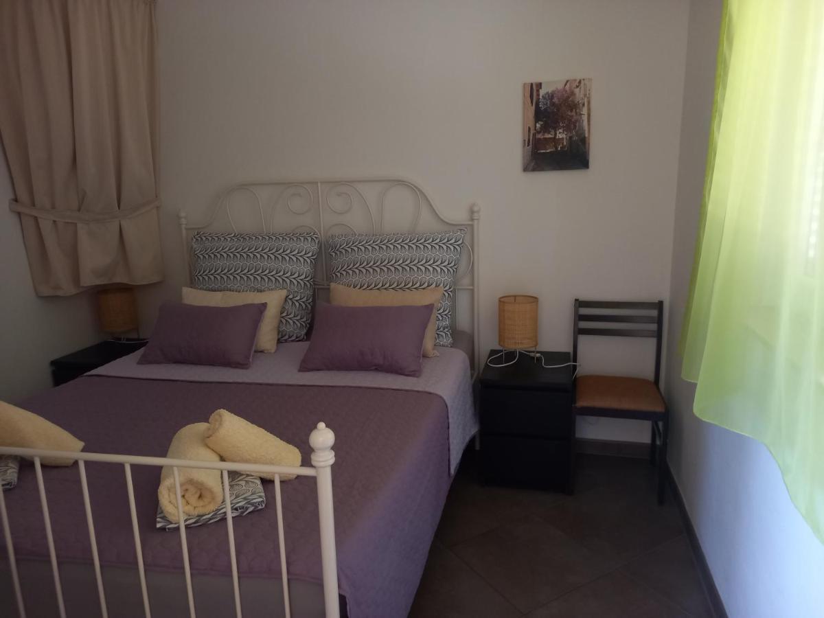 Apartmani Afrodita Sutivan Exterior foto