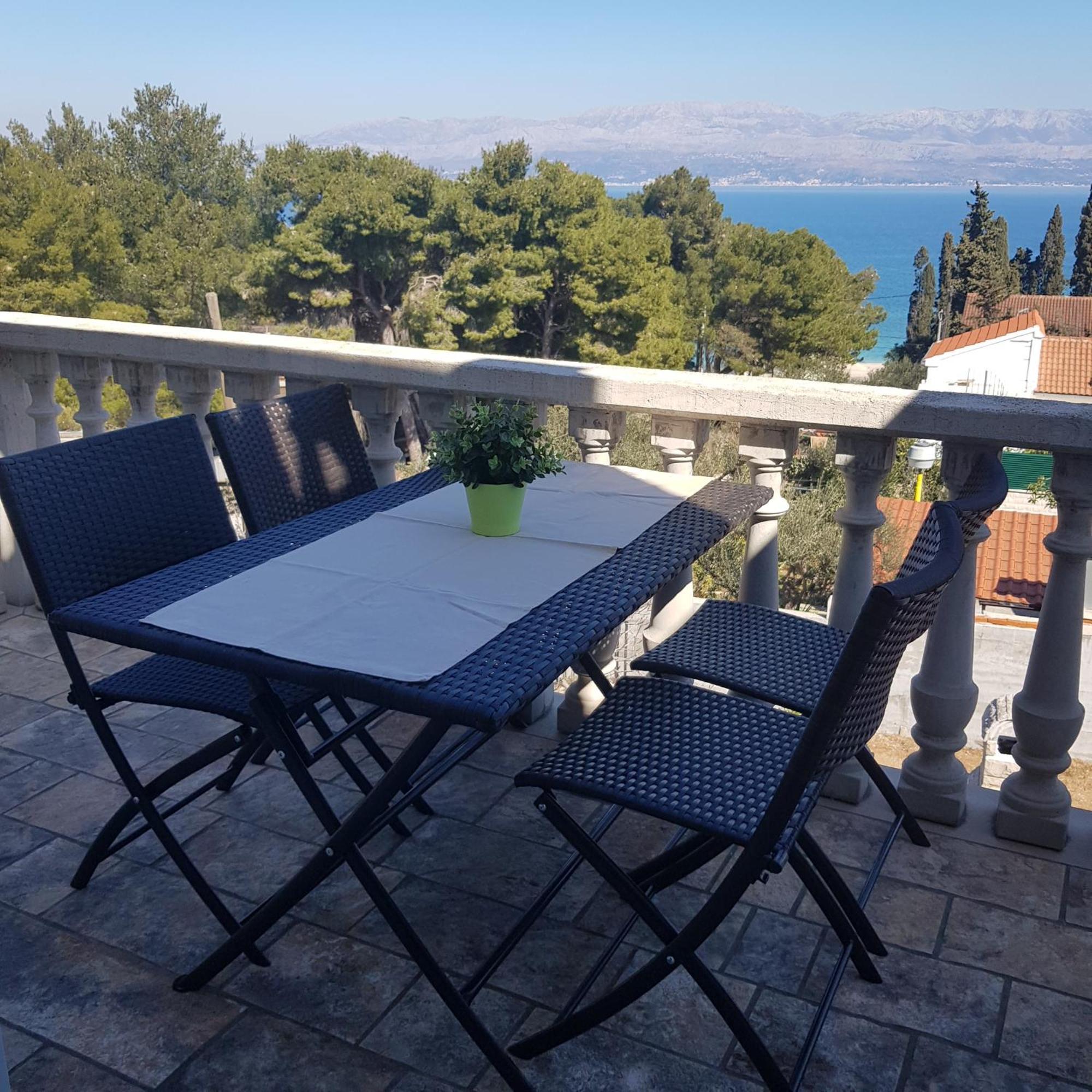 Apartmani Afrodita Sutivan Exterior foto