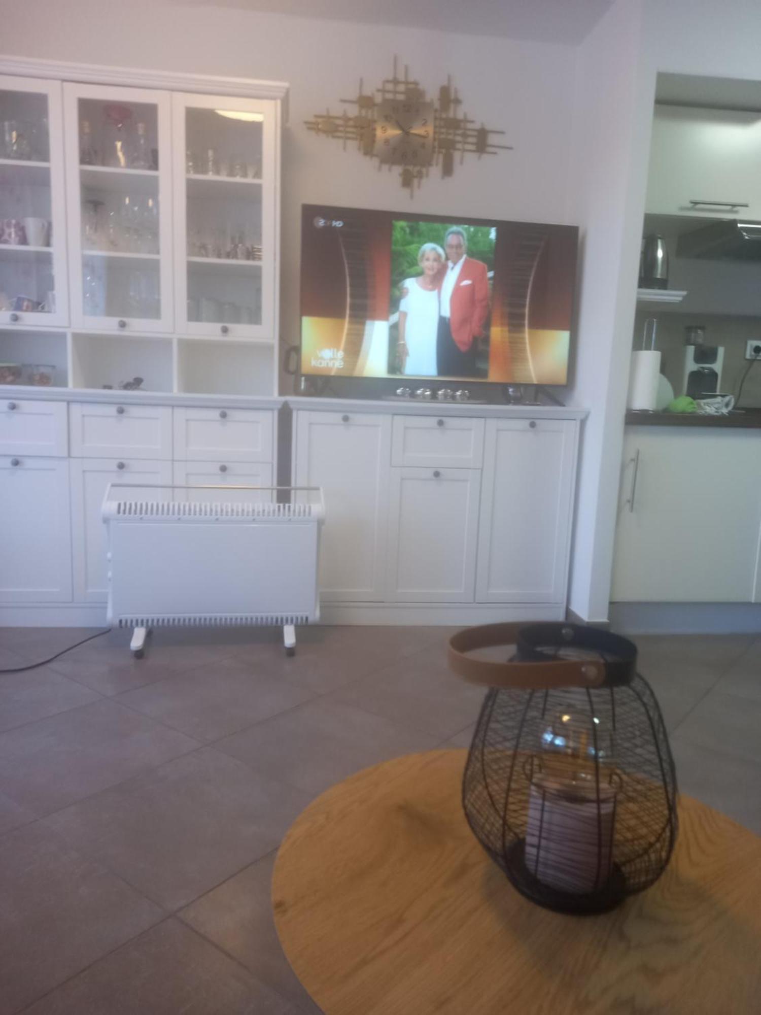 Apartmani Afrodita Sutivan Exterior foto